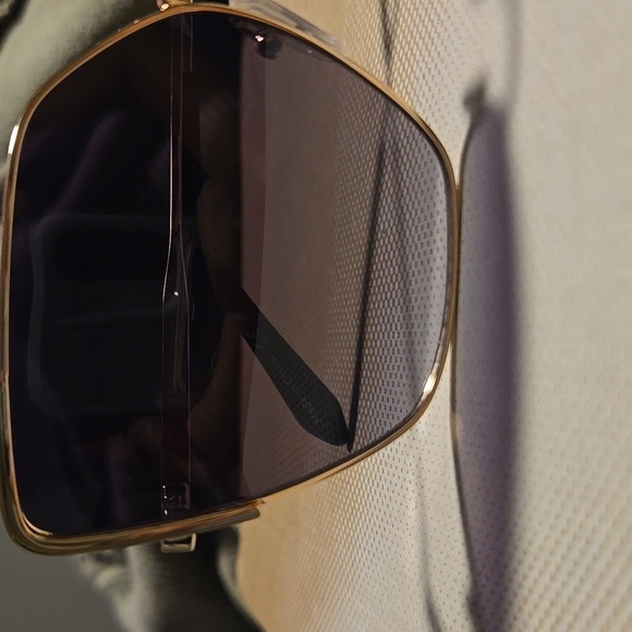 Quay Australia-NWOT "Srsly" Polarized Gold and Black Metal Sunglasses - Picture 6 of 17